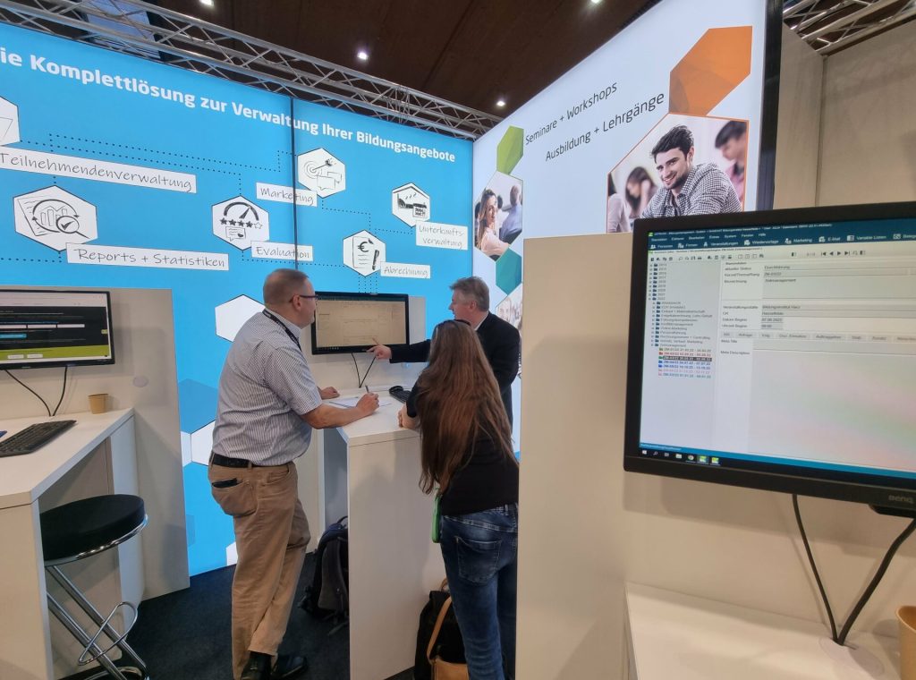 LEARNTEC 2022 Gespräch UM LEARNTEC 2022 Gespräch UM